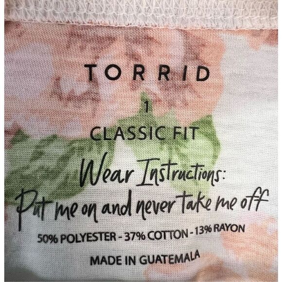 Torrid White Floral Pattern Classic Fit Short Sleeve T-Shirt - Picture 2 of 3